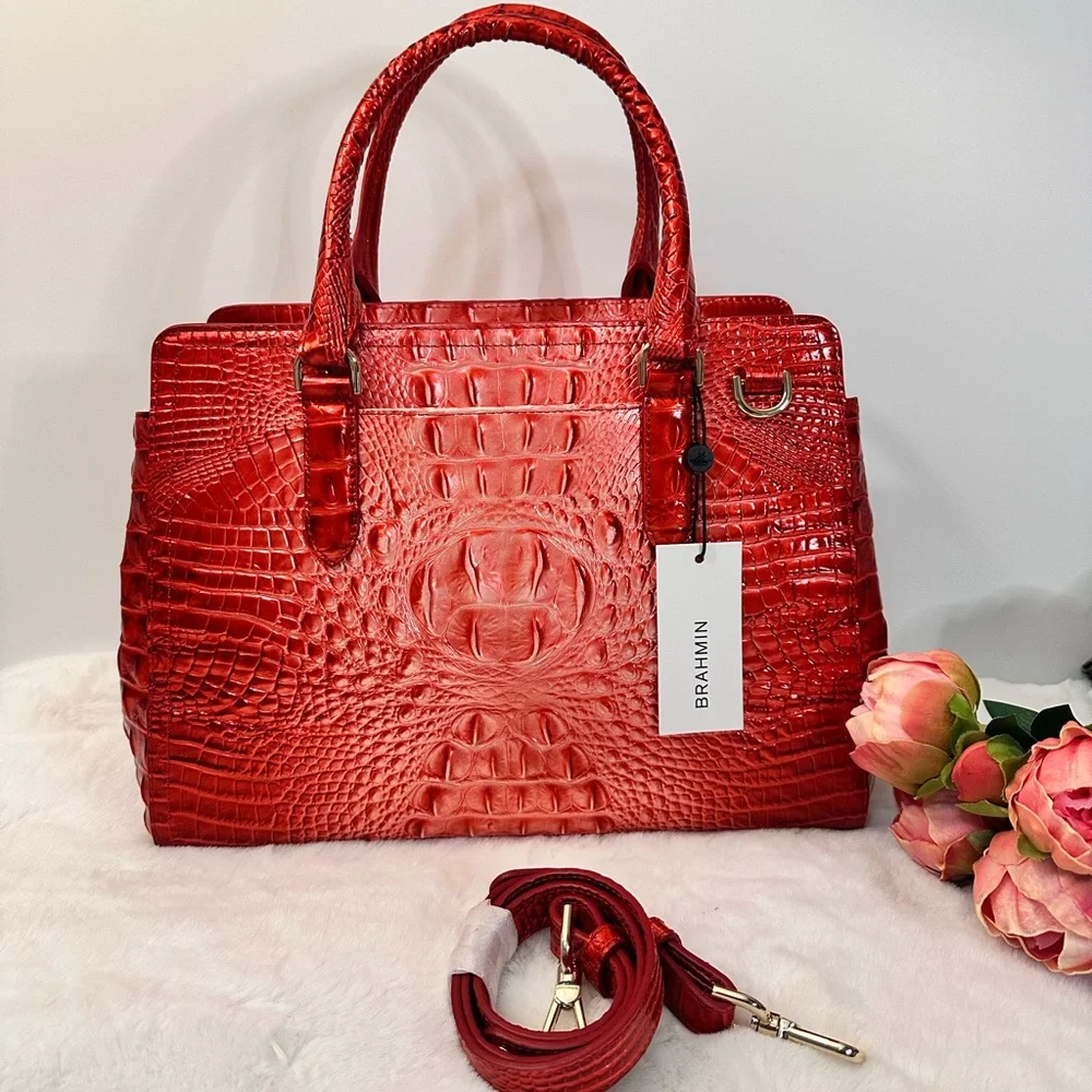 Brahmin small Finley embrace Melbourne - Picture 4 of 12